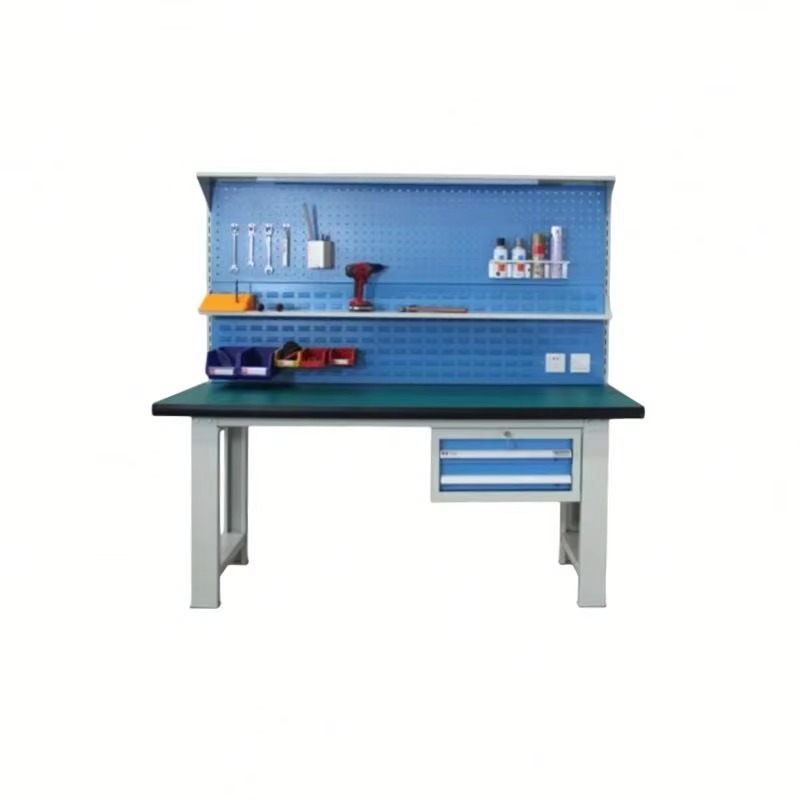 Industrial workshop staff work - Workshop Tools.Hanging Board recension och pris